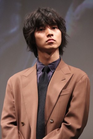 映画『二ノ国』ジャパンプレミアに登場した山崎賢人