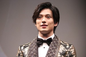 映画『二ノ国』ジャパンプレミアに登場した新田真剣佑