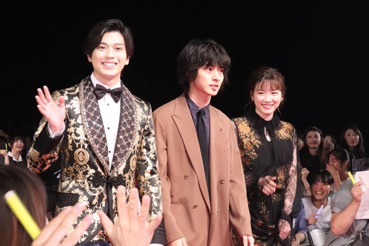山崎賢人、初声優の依頼に「まさか…」 事前に相談した梶裕貴から褒められ笑顔