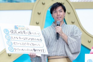 『超☆汐留パラダイス！‐2019SUMMER』キックオフイベントに登場した大町怜央アナウンサー