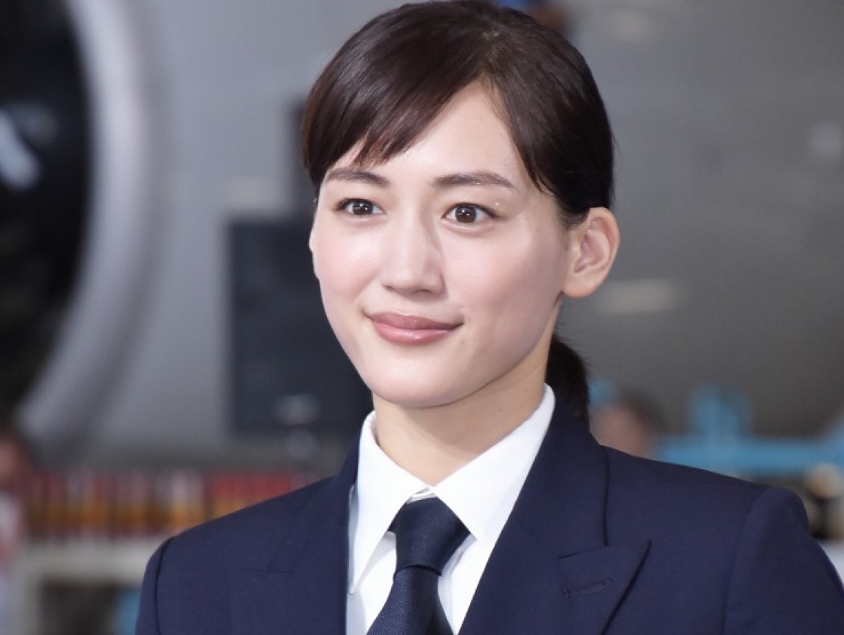 新垣結衣、綾瀬はるか、石原さとみがトップ3！ 「夏旅を一緒に楽しみたい芸能人」TOP10