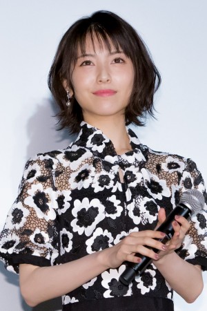 映画『アルキメデスの大戦』初日舞台挨拶に登場した浜辺美波