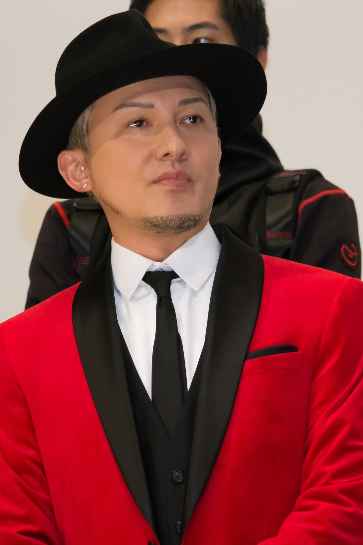  ISSA、仮面ライダー変身ポーズを生披露「また涙してしまいました」