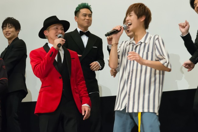 Issa 仮面ライダー変身ポーズを生披露 また涙してしまいました 19年7月28日 写真 クランクイン