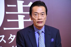 オトナの土ドラ『それぞれの断崖』制作発表会見に登場した遠藤憲一