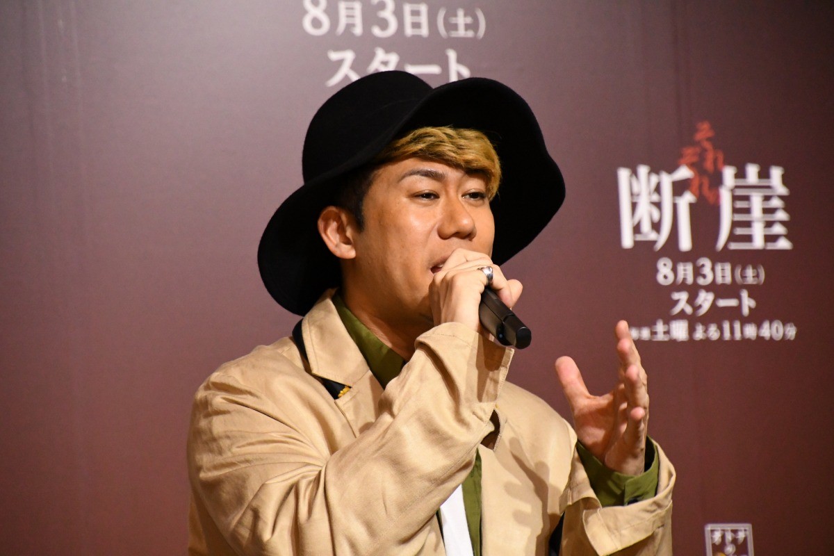 遠藤憲一、ラブシーンで暴走　相手役・田中美里をまさかの「ポロリ」!?