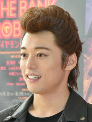 舞台『THE BANK ROBBERY！〜ダイヤモンド強奪大作戦〜』初日囲み取材に登場した元木聖也