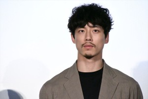 映画『ドラゴンクエスト　ユア・ストーリー』初日舞台挨拶に登場した坂口健太郎