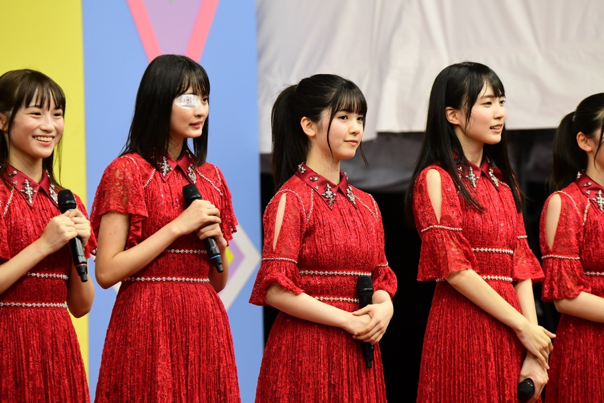 乃木坂46・4期生、「TIF2019」で全力パフォーマンス！ 遠藤さくらは眼帯姿で登場