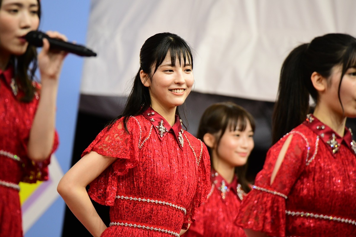 乃木坂46・4期生、「TIF2019」で全力パフォーマンス！ 遠藤さくらは眼帯姿で登場
