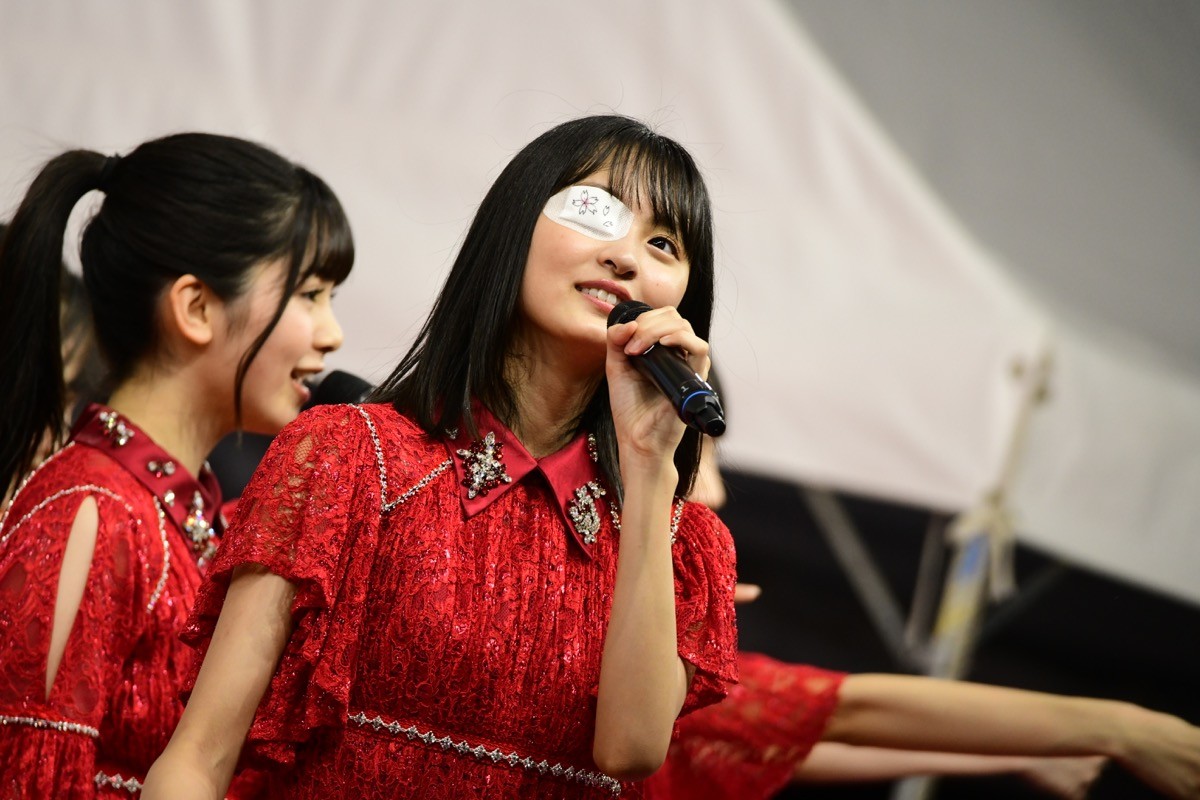 乃木坂46・4期生、「TIF2019」で全力パフォーマンス！ 遠藤さくらは眼帯姿で登場