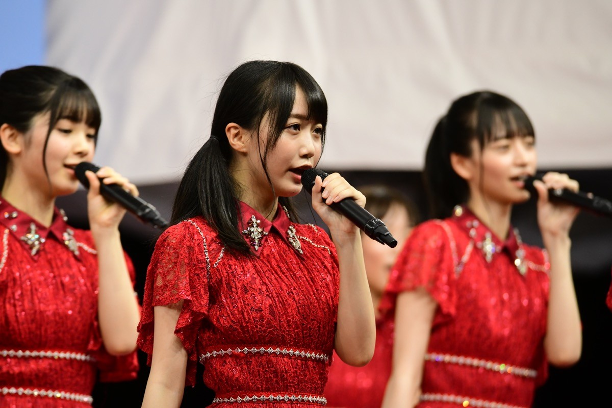 乃木坂46・4期生、「TIF2019」で全力パフォーマンス！ 遠藤さくらは眼帯姿で登場
