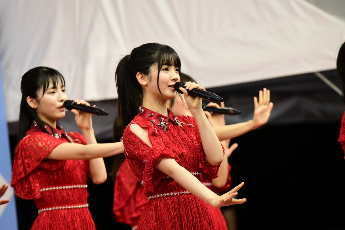 乃木坂46・4期生、「TIF2019」で全力パフォーマンス！ 遠藤さくらは眼帯姿で登場