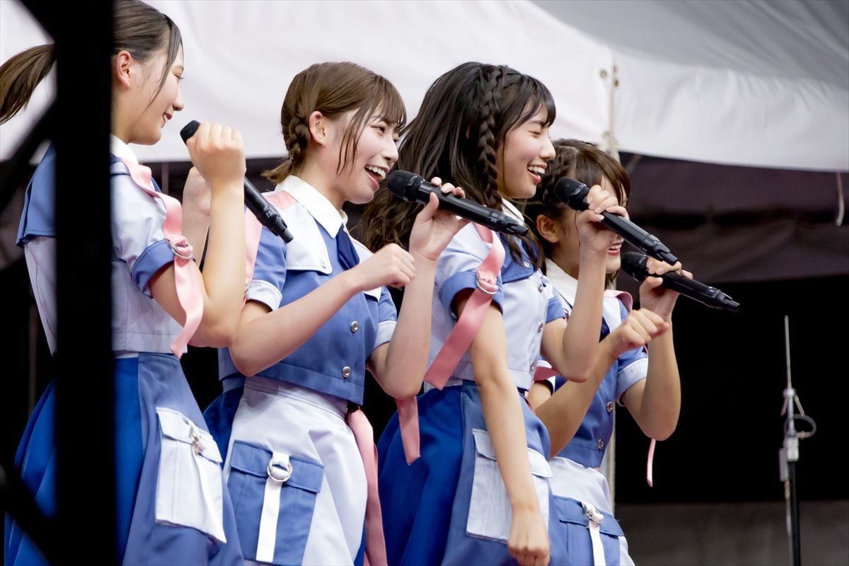 日向坂46、改名後初のTIFで躍動！ ステージ“トリ”の大役で会場を熱狂の渦に
