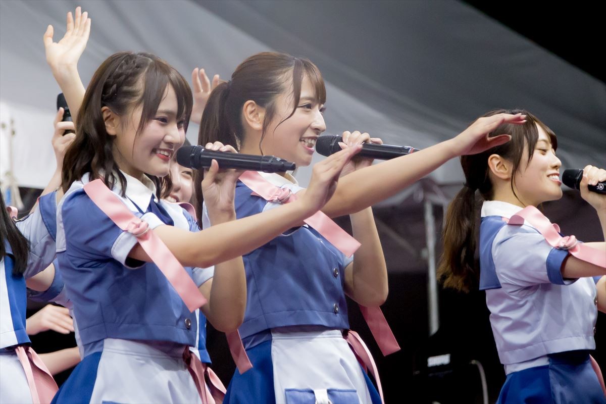 日向坂46、改名後初のTIFで躍動！ ステージ“トリ”の大役で会場を熱狂の渦に