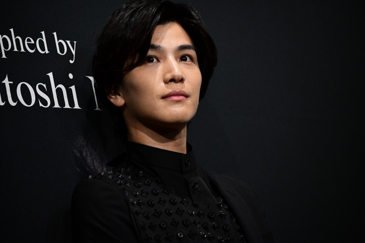 岩田剛典、永瀬正敏撮影の写真集で「意外と彫が深いんだな」と新発見