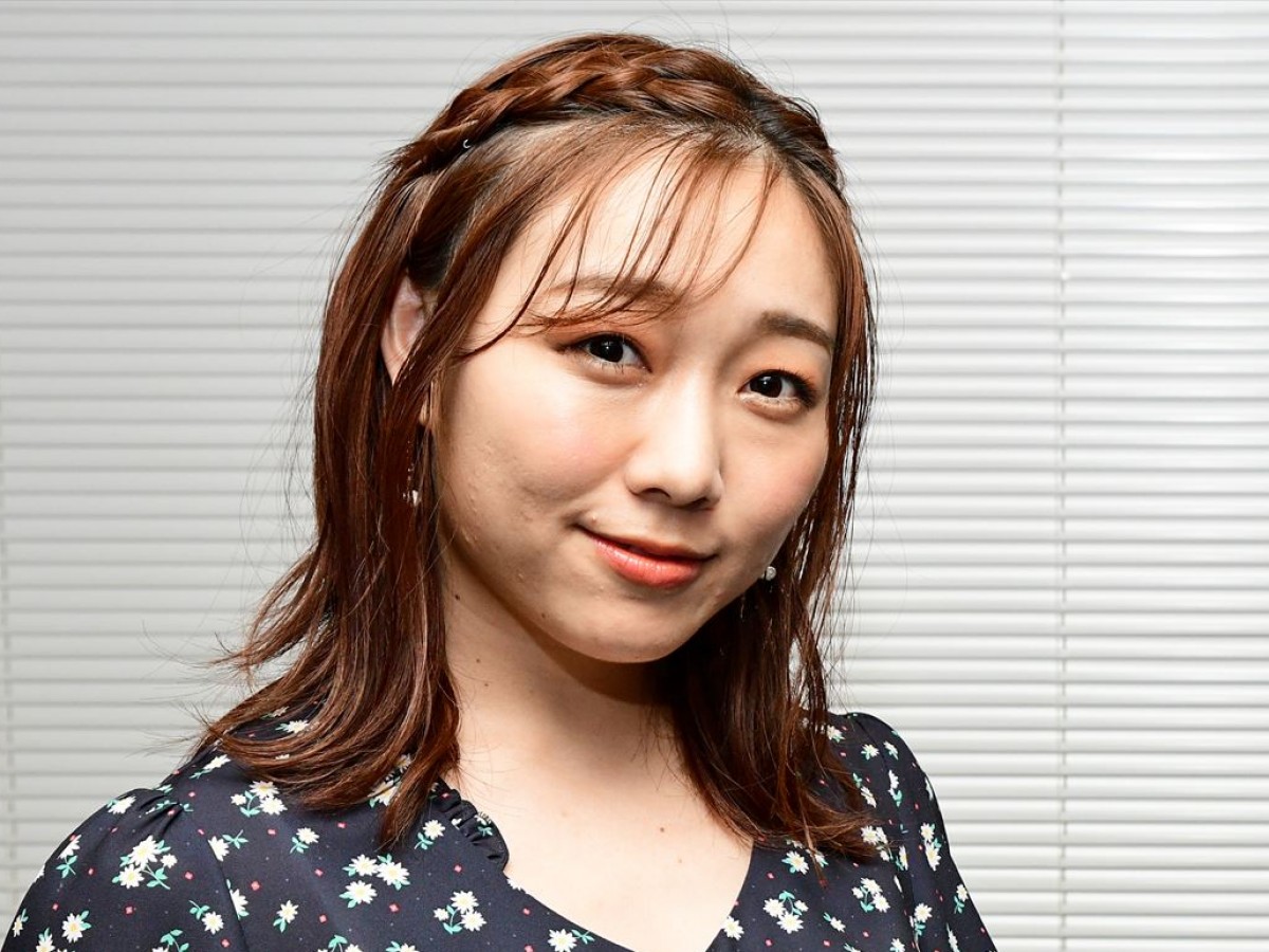 須田亜香里、芸人顔負け“鼻フック”姿　ファン称賛「元気もらえます」