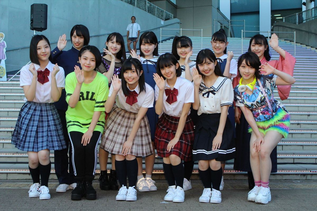 メジャーデビュー発売記念イベントに登場したハロー!プロジェクト新グループ「BEYOOOOONDS」