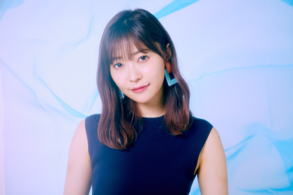 指原莉乃、「ノリノリすぎて恥ずい写真」公開　横ピース＆ウィンク姿に「永遠のアイドル」の声