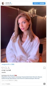 ヴィクトリアズ・シークレットのモデルに起用されたヴァレンティナ・サンパイオ　※「ヴァレンティナ・サンパイオ」インスタグラム