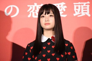 『かぐや様は告らせたい ～天才たちの恋愛頭脳戦～』完成披露舞台挨拶に登場した橋本環奈