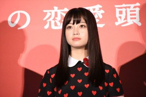 『かぐや様は告らせたい ～天才たちの恋愛頭脳戦～』完成披露舞台挨拶に登場した橋本環奈