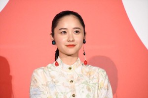 『かぐや様は告らせたい ～天才たちの恋愛頭脳戦～』完成披露舞台挨拶に登場した堀田真由