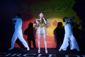 映画『ライオン・キング』プレミアム吹替版スペシャル上映会で劇中歌「サークル・オブ・ライフ」を熱唱したRIRI