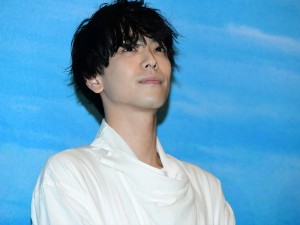 映画『いなくなれ、群青』完成披露試写会に出席した黒羽麻璃央