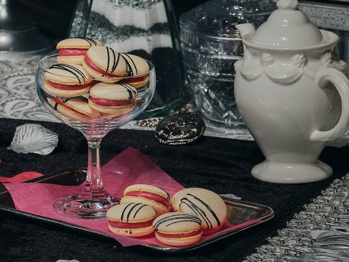 ヒルトン東京ベイのハロウィンデザートビュッフェ「Trick or Tea time」
