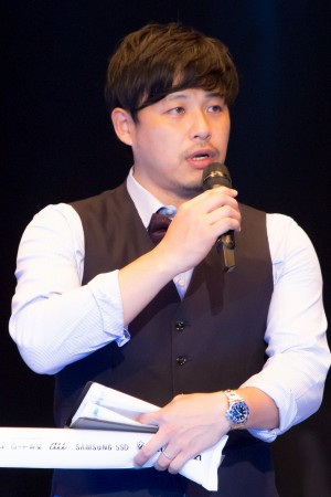 高校生eスポーツ甲子園「STAGE：0」決勝大会に登場した平子祐希（アルコ＆ピース）