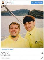 川島 邦裕として活動していた頃のくっきー、隣はシャンプーハットのてつじか ※「くっきー（野性爆弾）」インスタグラム