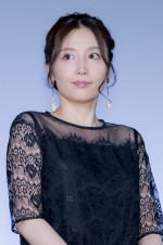 三津谷葉子、映画『黒い乙女A』公開記念舞台挨拶に登壇