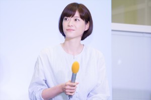 『監察医 朝顔』“つぐみ”お披露目会見に登場した上野樹里