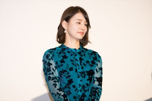 映画『記憶にございません！』レッドカーペットイベント・完成披露試写会舞台挨拶に登場した石田ゆり子