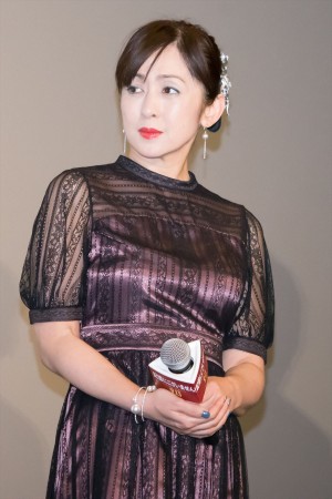 映画『記憶にございません！』レッドカーペットイベント・完成披露試写会舞台挨拶に登場した斉藤由貴