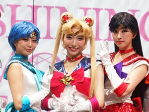 中島美嘉、イメチェン報告と思いきや\u2026\u201c脚の曲がり方\u201dにファン