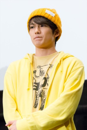 『ビルド NEW WORLD 仮面ライダーグリス』の完成披露舞台挨拶に登場した吉村卓也