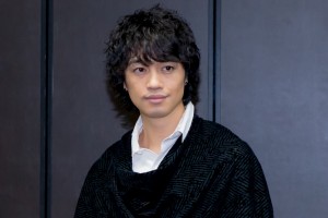 ドラマスペシャル『最上の命医 2019』で主演を務める斎藤工