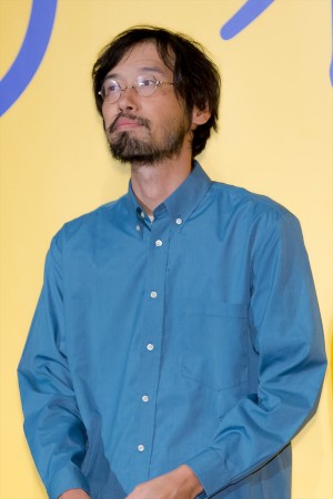 『アイネクライネナハトムジーク』完成披露上映会に登場した今泉力哉監督