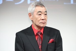 『ある船頭の話』完成披露試写会に登場した柄本明