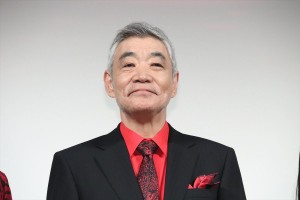 『ある船頭の話』完成披露試写会に登場した柄本明