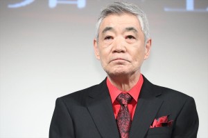 『ある船頭の話』完成披露試写会に登場した柄本明