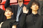 （左から）映画『見えない目撃者』完成披露試写会に登場した吉岡里帆、高杉真宙