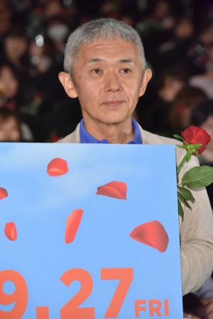 映画『宮本から君へ』完成披露舞台挨拶に登場した新井英樹（原作者）