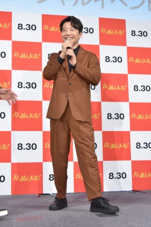映画『引っ越し大名！』公開直前イベントに登場した星野源