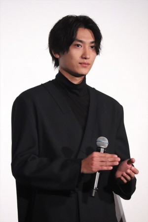 『劇場版おっさんずラブ ～LOVE or DEAD～』初日舞台挨拶に登場した金子大地