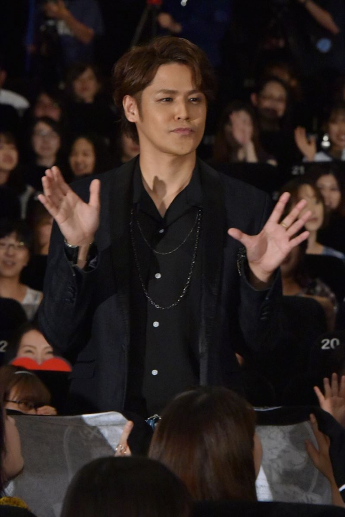 山崎賢人＆新田真剣佑、互いを「好き」と告白　相思相愛っぷり見せつける
