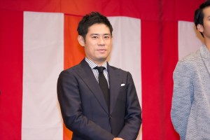 映画『任侠学園』完成披露試写会に登場した伊藤淳史