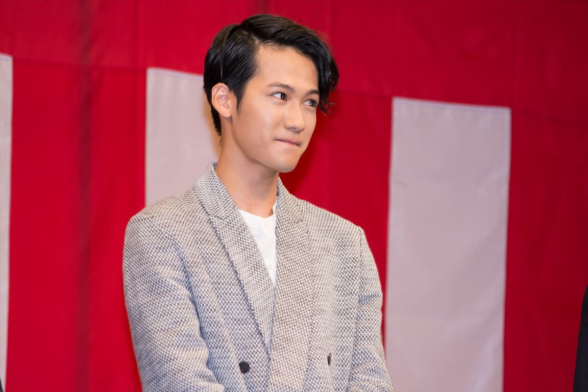 西島秀俊＆伊藤淳史、息の合ったコンビぶり「あっくんが死ぬとヒットする」